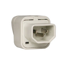 Adaptador de Salida C13 a Universal - TRP